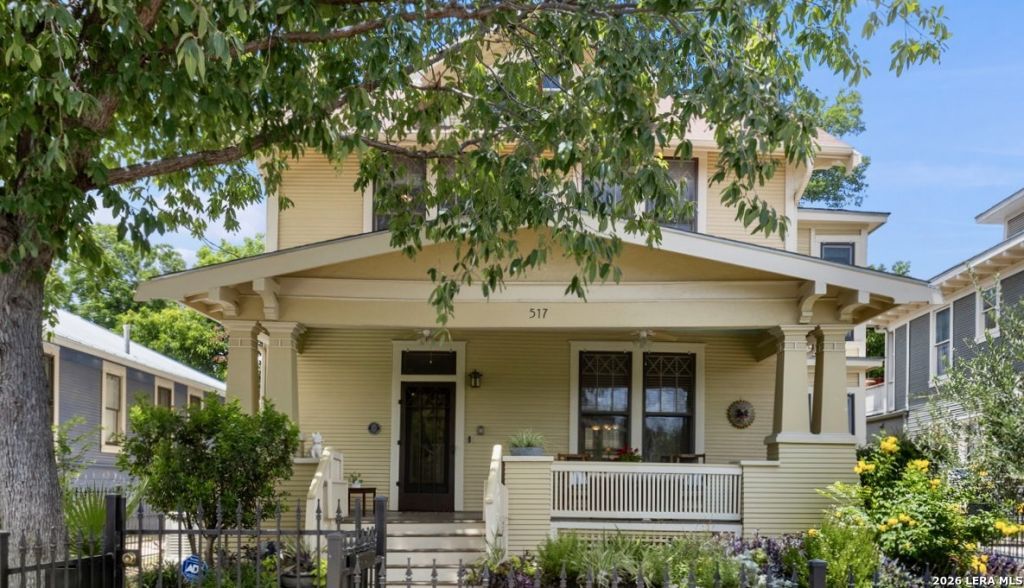 517 E Park Ave, San Antonio, TX 78212 Main Photo