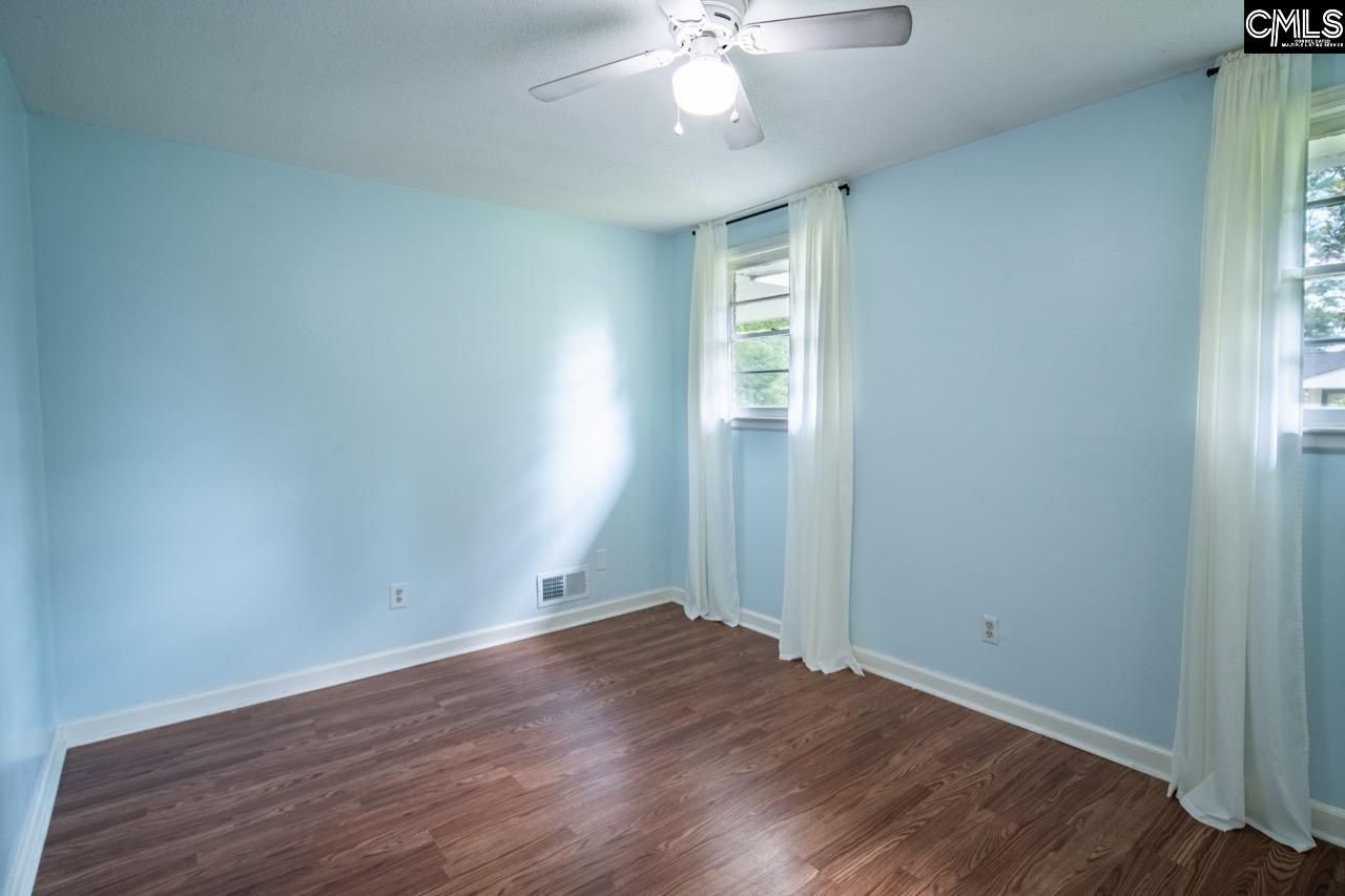 46 Cavalier Court Photo 26
