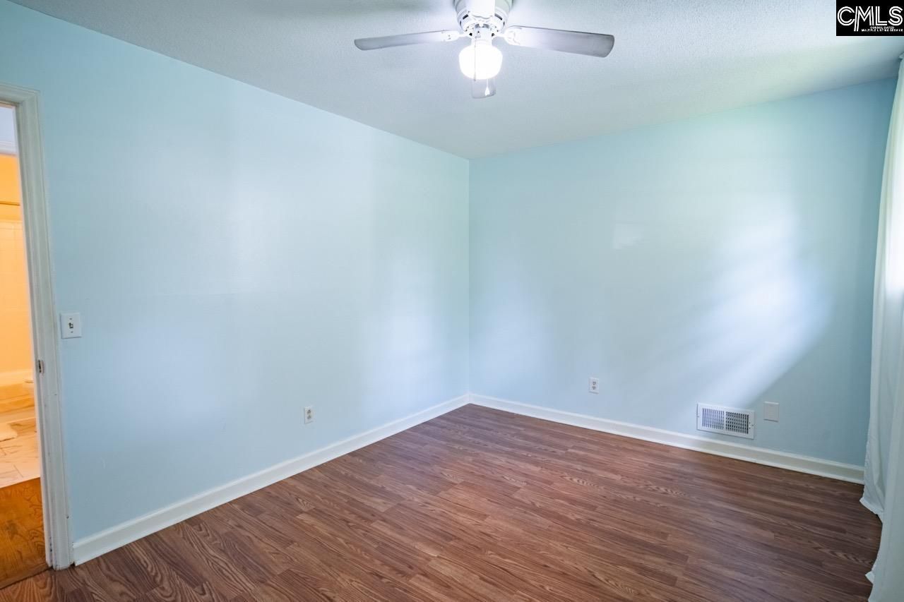 46 Cavalier Court Photo 27