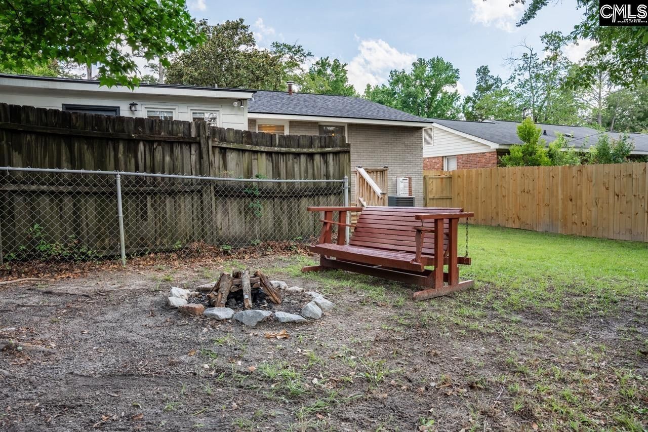 46 Cavalier Court Photo 31