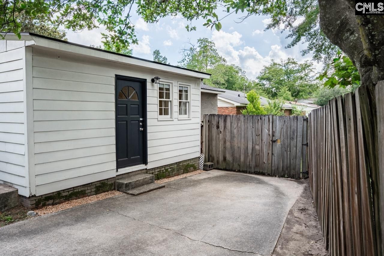 46 Cavalier Court Photo 32