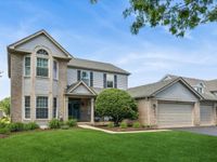 490 Flora Drive, Algonquin, IL 60102 primary photo