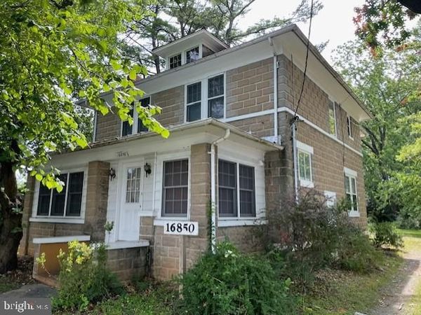 16850 OAKMONT AVENUE , GAITHERSBURG, MD 20877