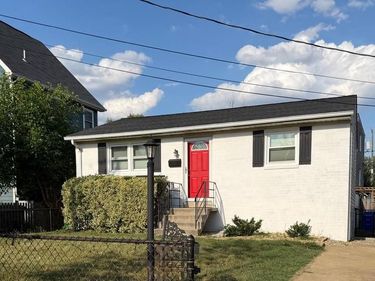2001 S LORTON STREET, ARLINGTON, VA 22204