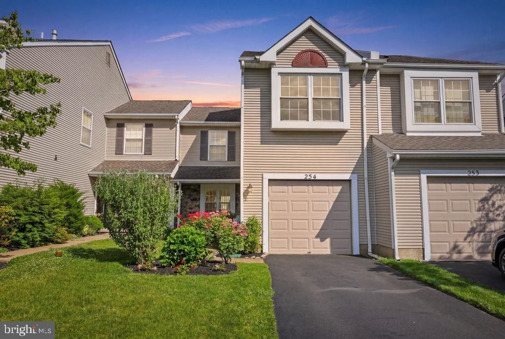 254 SEQUOIA DRIVE, NEWTOWN, PA 18940