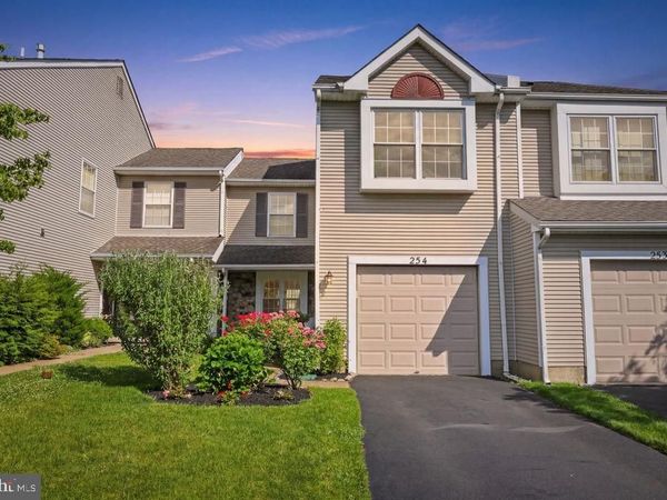 254 SEQUOIA DRIVE , NEWTOWN, PA 18940