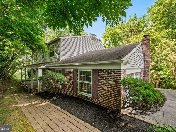 2169 HARTS LANE , CONSHOHOCKEN, PA 19428