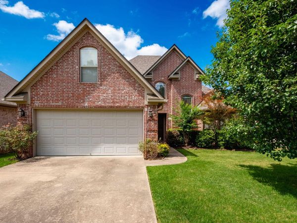 25 Kanis Creek Place, Little Rock, AR 72223