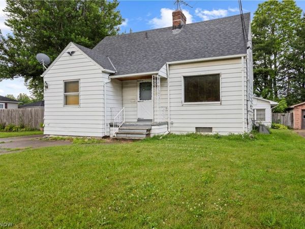 406 Root Road , Lorain, OH 44052