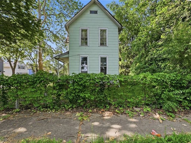 6701 Hope Avenue, Cleveland, OH 44102 Photo 2