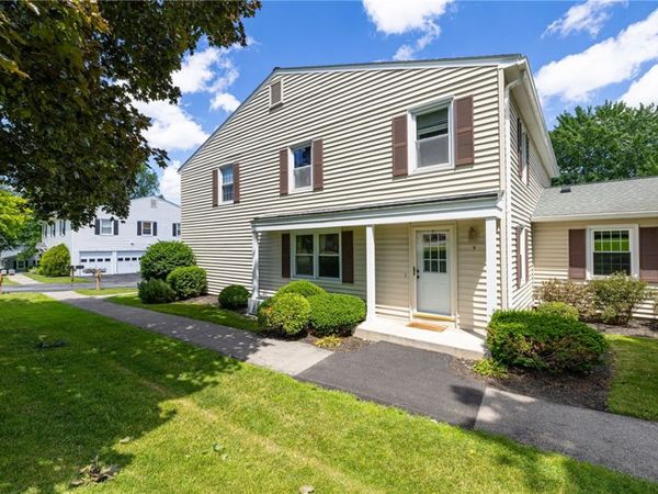 3 Eagle Lane , Fairport, NY 14450