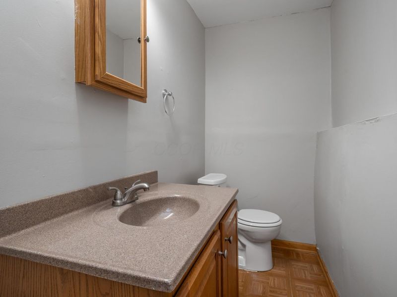 3736 Dolomite Drive , Columbus, OH 43230 Photo 28