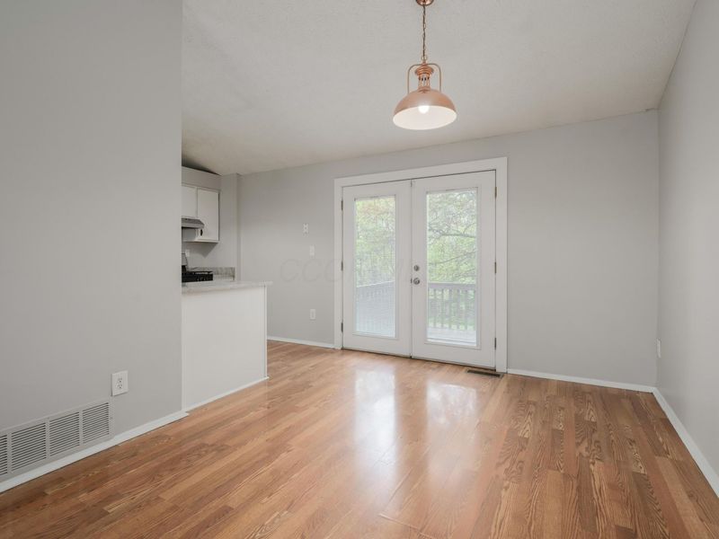 3736 Dolomite Drive , Columbus, OH 43230 Photo 8