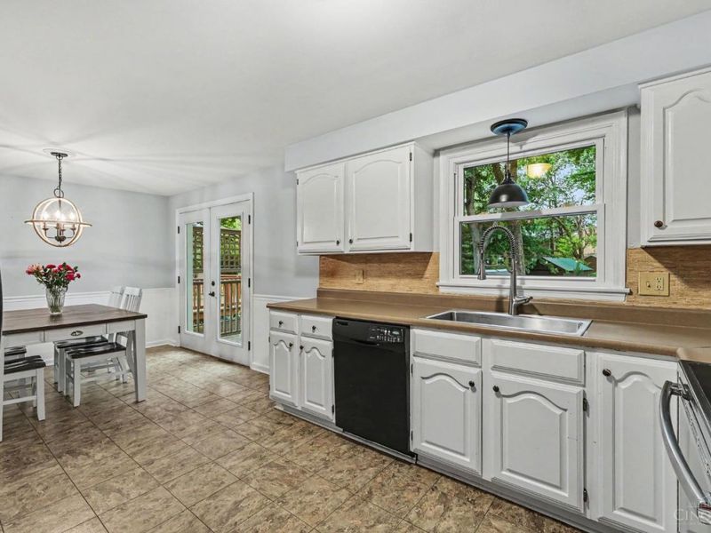 1485 Larry Joe Drive, Anderson Twp, OH 45230 Photo 8