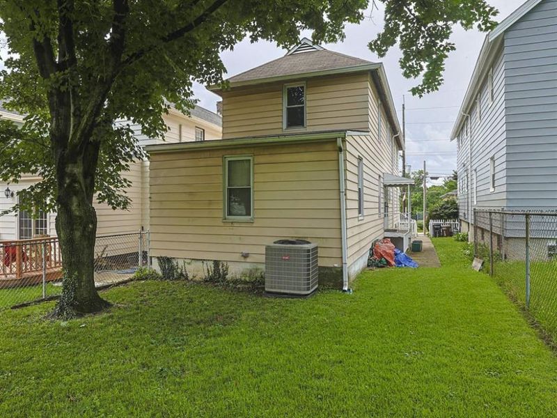 708 E Ross Avenue, Saint Bernard, OH 45217 Photo 37