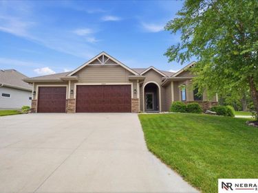 3309 Davy Jones Drive, Plattsmouth, NE 68048