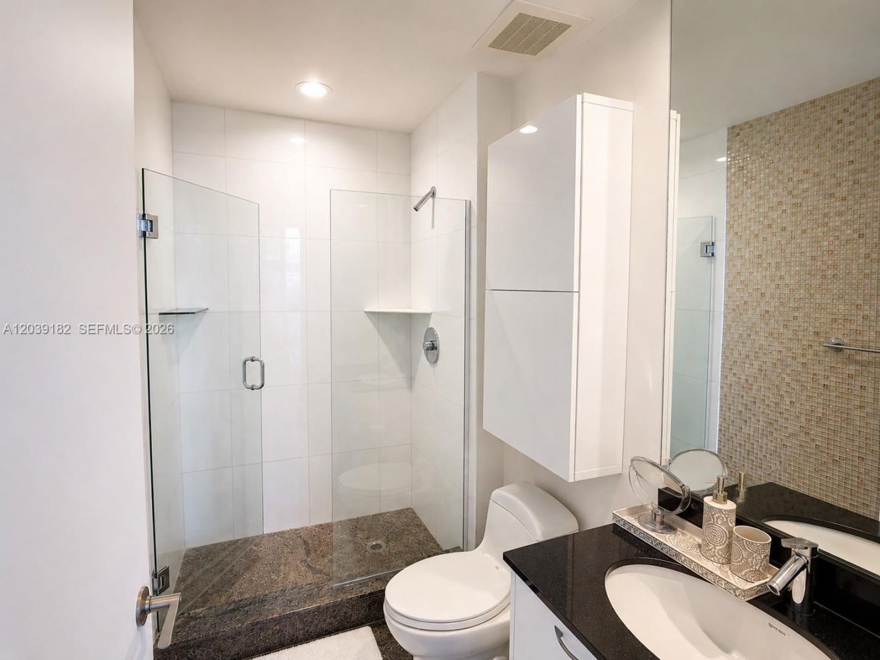 15811 Collins Ave , Unit 701, Sunny Isles Beach, FL 33160 Photo