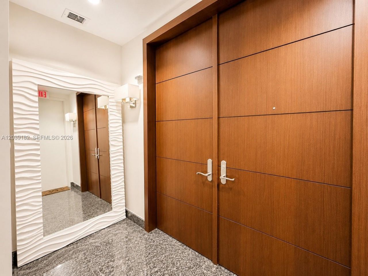 15811 Collins Ave , Unit 701, Sunny Isles Beach, FL 33160 Photo