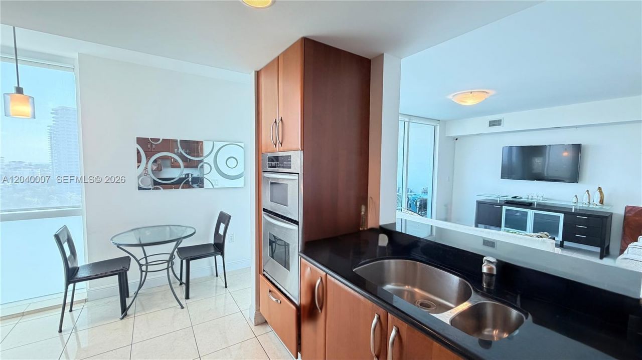 19400 Turnberry Way, Unit 1131, Aventura, FL 33180 Photo