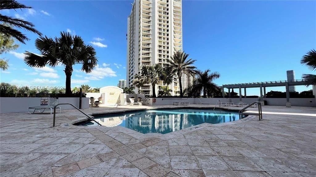19400 Turnberry Way, Unit 1131, Aventura, FL 33180 Photo