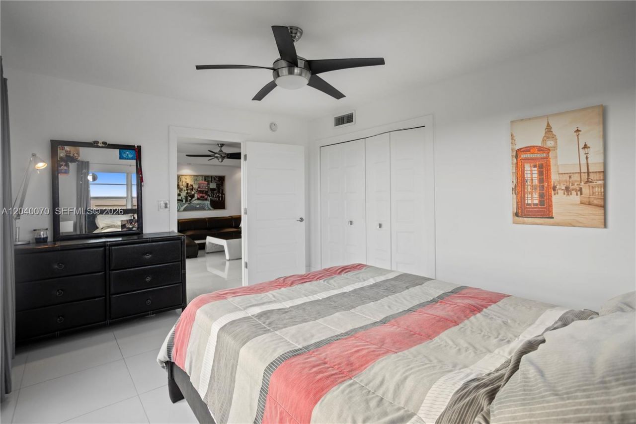 3050 N Palm Aire Dr , Unit 710, Pompano Beach, FL 33069 Photo