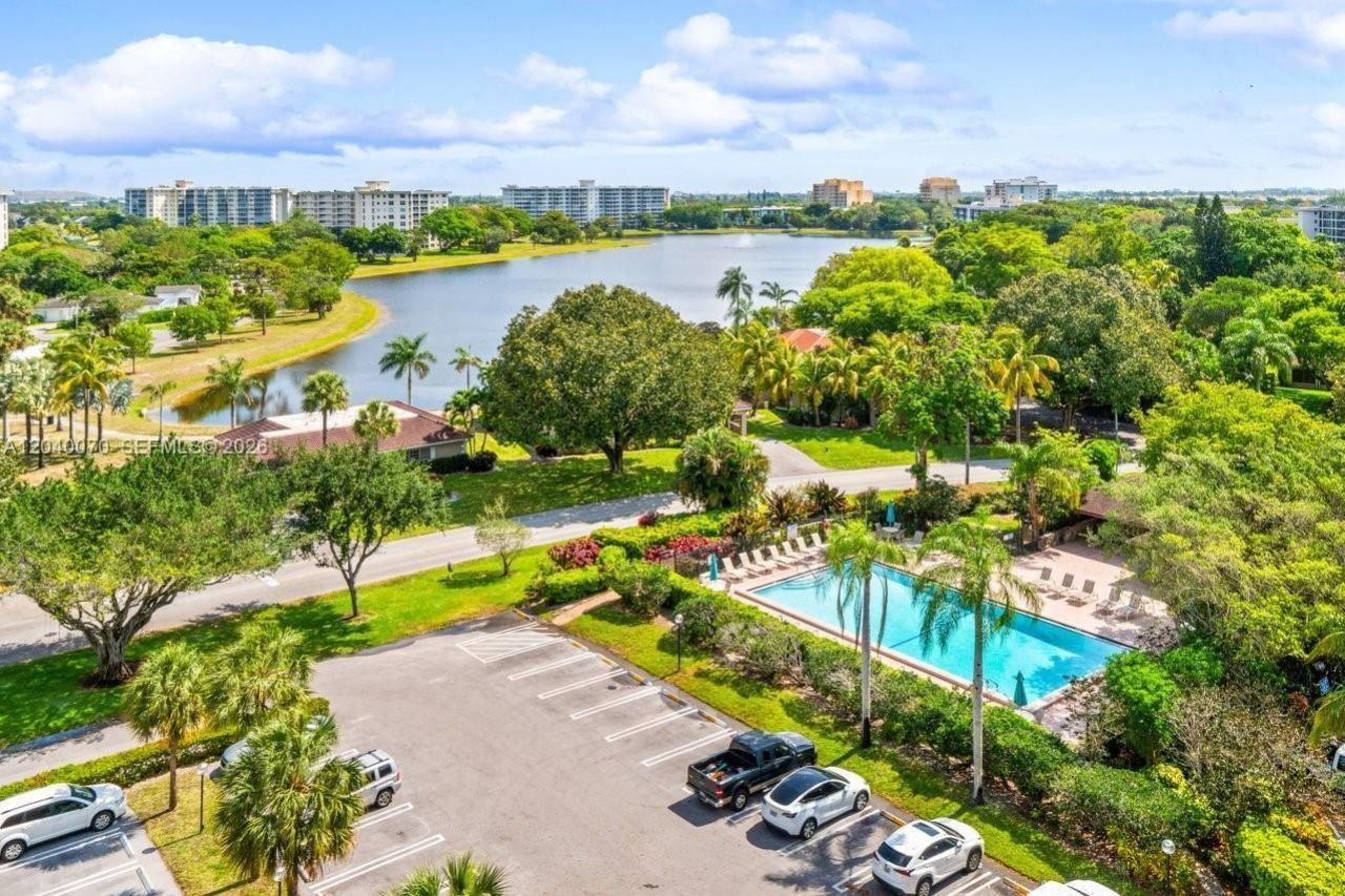 3050 N Palm Aire Dr , Unit 710, Pompano Beach, FL 33069 Photo