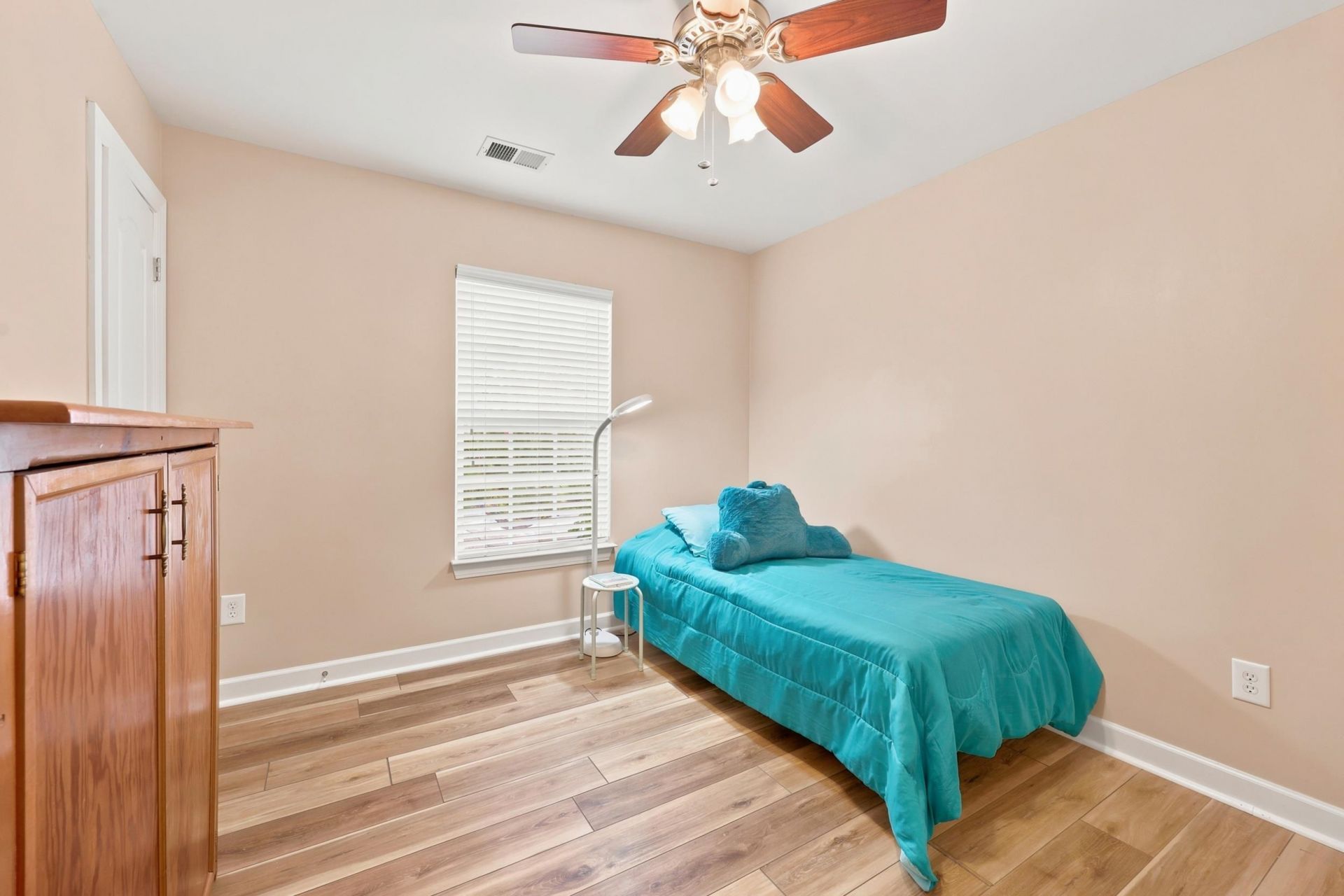 148 Glenmoor Dr. Photo 22