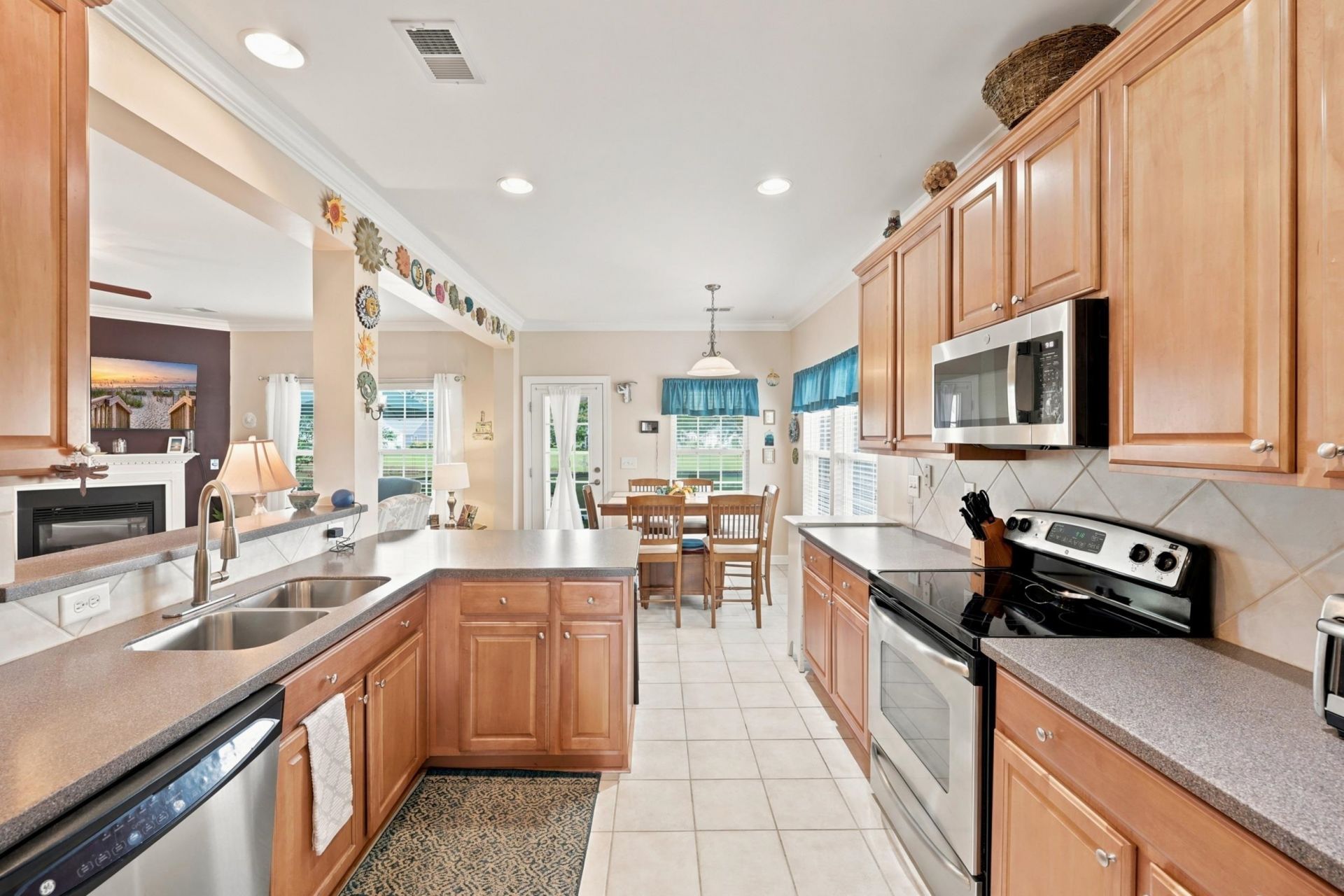 148 Glenmoor Dr. Photo 8