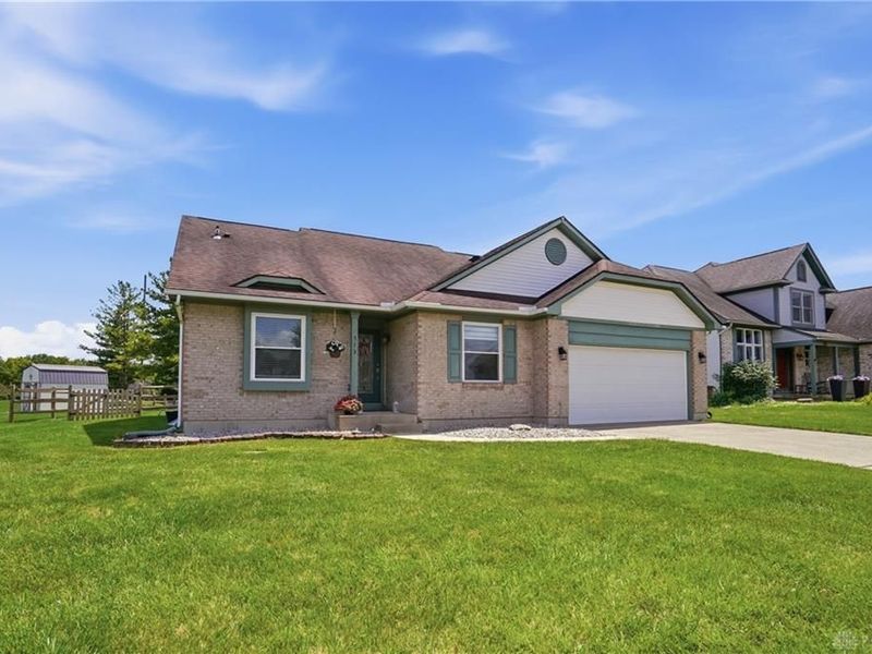 513 Heritage Court, Lebanon, OH 45036 Photo 2