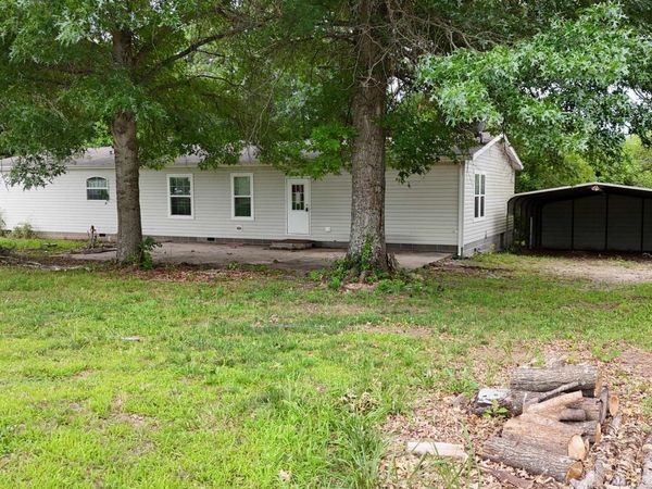 17975 3rd Street , Eagle Rock, MO 65641