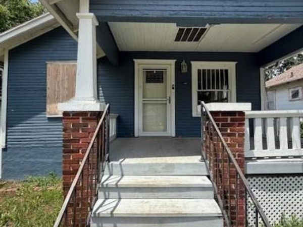 917 W Chicago Street, Springfield, MO 65803