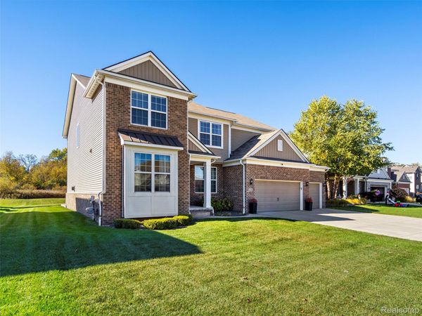 2130 Findley Circle, Orion Township, Mi 48360