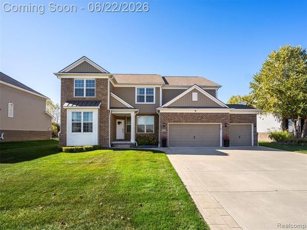 2130 Findley Circle, Orion Twp, MI 48360