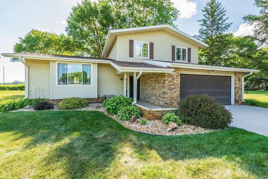 122 Pioneer Valley Dr Sergeant Bluff, IA 51054