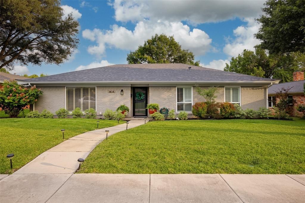 1404 Oakhill Drive, Plano, TX 75075 Main Photo