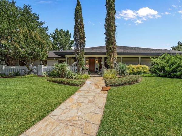 4301 Briarhaven Road, Fort Worth, TX 76109