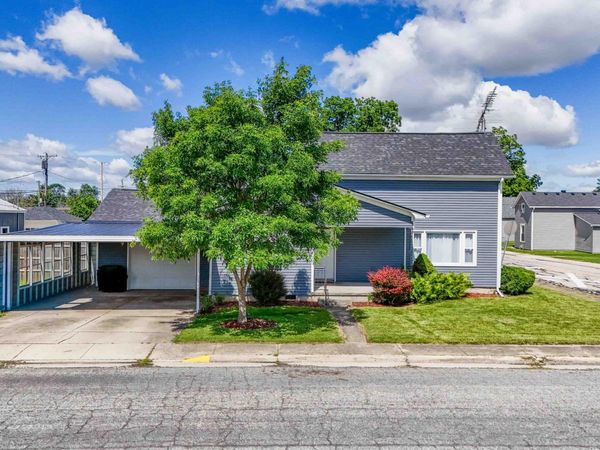 209 Fairview Street, Jackson Center, OH 45334