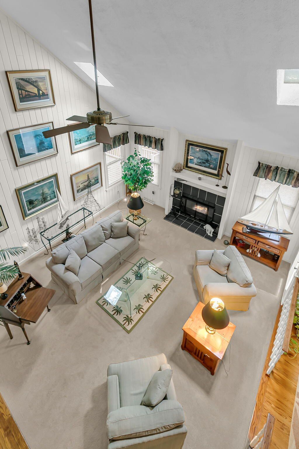 910 Harvest Way Photo 6