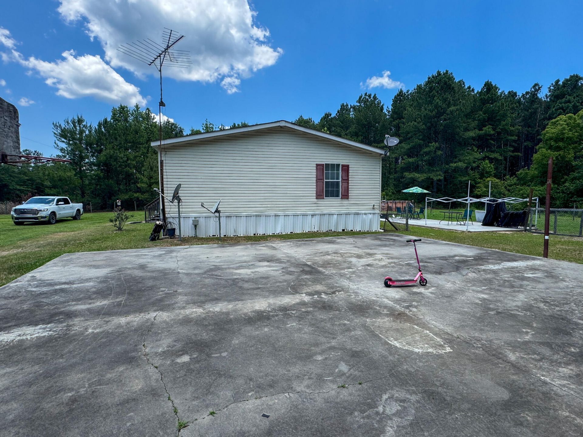 4474 Ruffin Road Photo 4