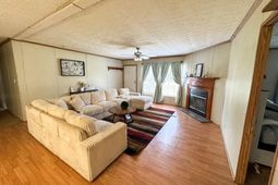 4474 Ruffin Road photo 4