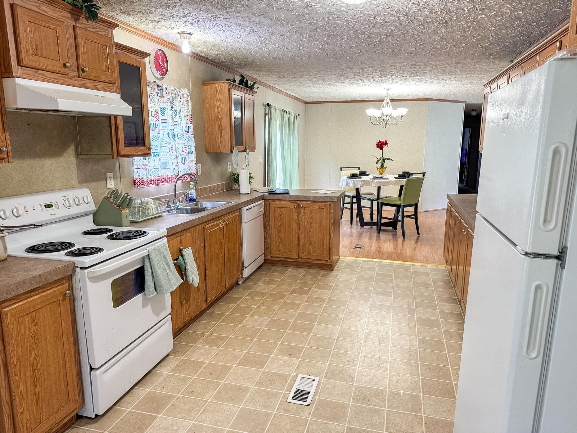 4474 Ruffin Road Photo 8