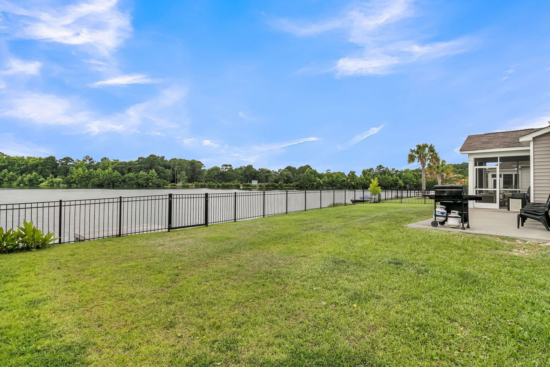 2721 Harmony Lake Drive Photo 22