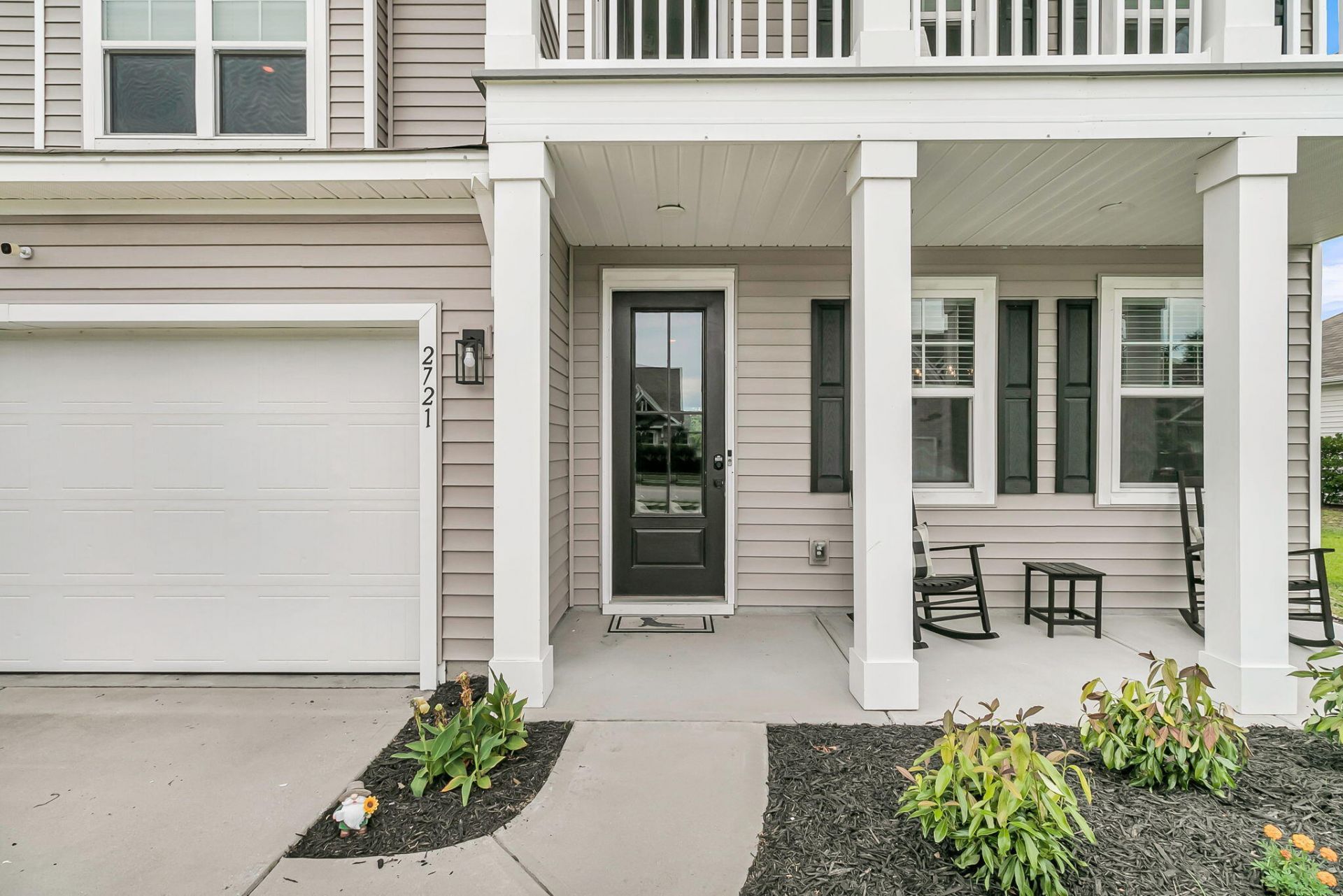 2721 Harmony Lake Drive Photo 6
