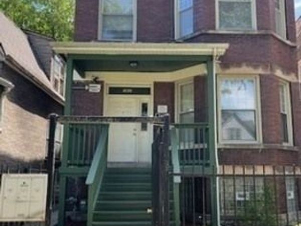 7807 S Marquette Avenue , Chicago, IL 60649