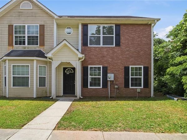 8569 Thomas Road , Riverdale, GA 30274