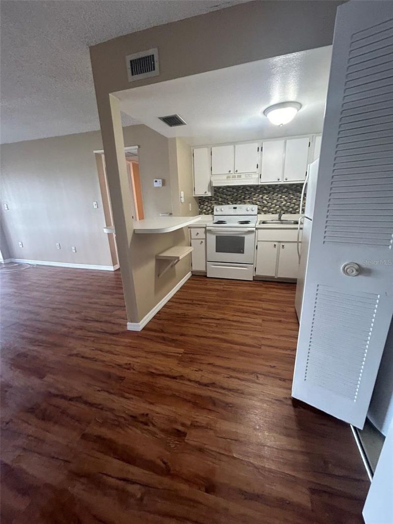 618 Orange Drive , Unit 212, Altamonte Springs, FL 32701 Photo