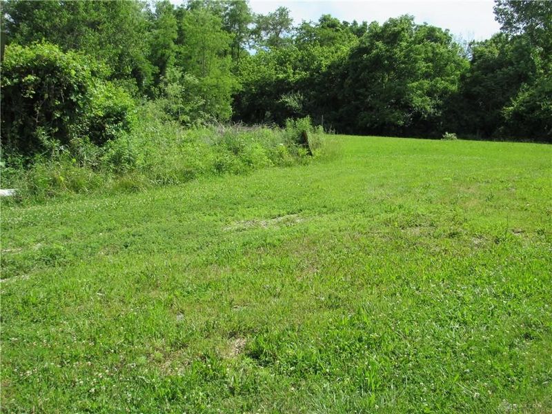1460 Olt Rd EXT Road, Jefferson Township, OH 45417 Photo 10