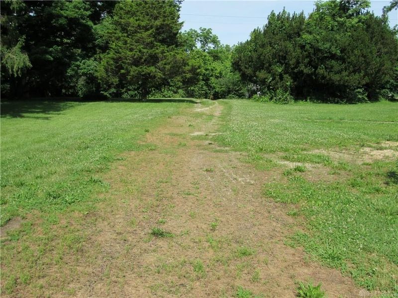 1460 Olt Rd EXT Road, Jefferson Township, OH 45417 Photo 7
