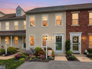 1079 HEARTHRIDGE LANE, YORK, PA 17404