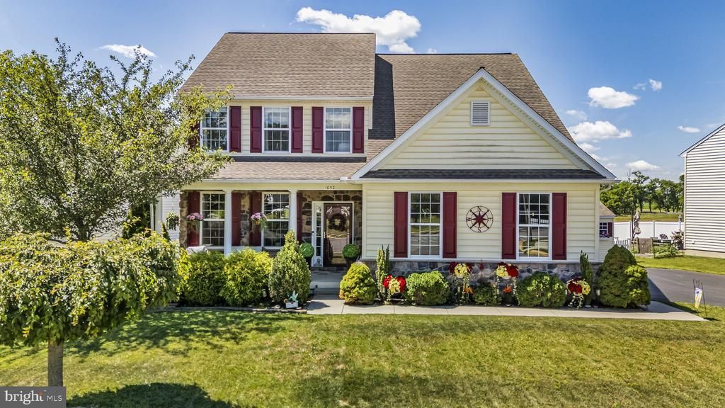 1052 WALNUT STREET, HONEY BROOK, PA 19344